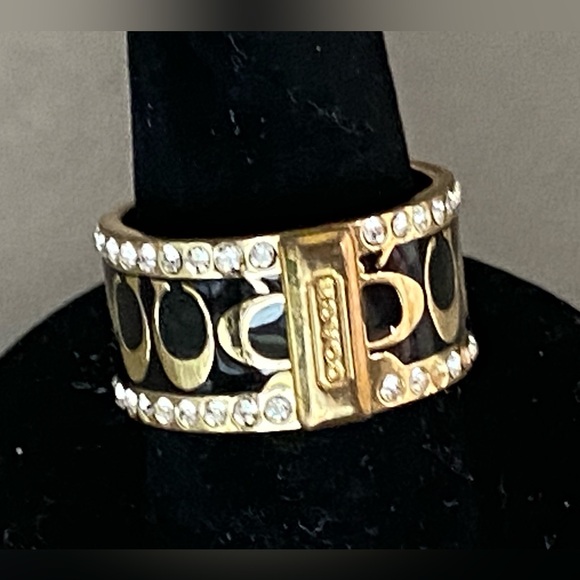 Beautiful Coach Logo Band Ring with Crystal, Size 6 - Picture 3 of 7